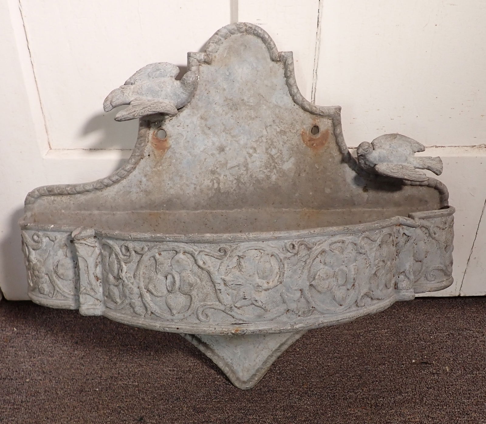 Lead Outdoor Planter (1 of 7)