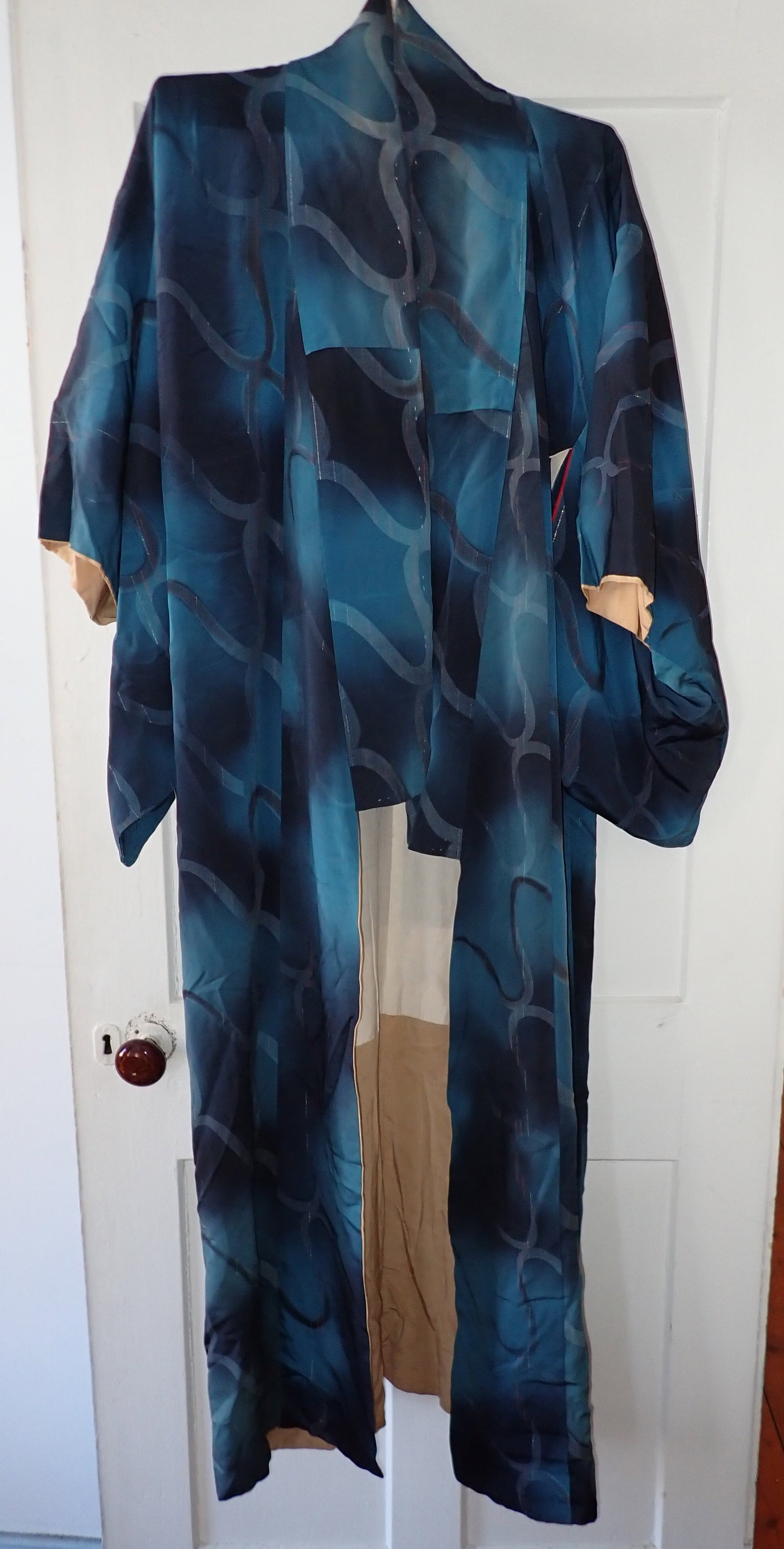 Chinese Robe: Robe