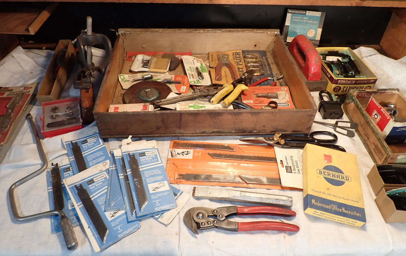 Saw Blades Sockets Hardware Misc Tools (1 of 10)