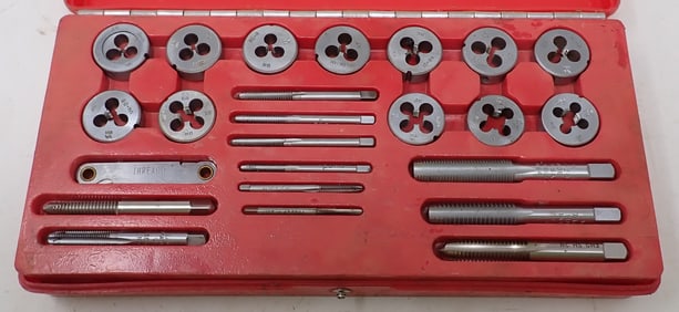 Vermont American Tap & Die Set