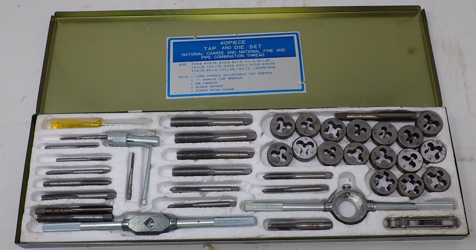 40pc Metric Tap & Die Set (1 of 5)