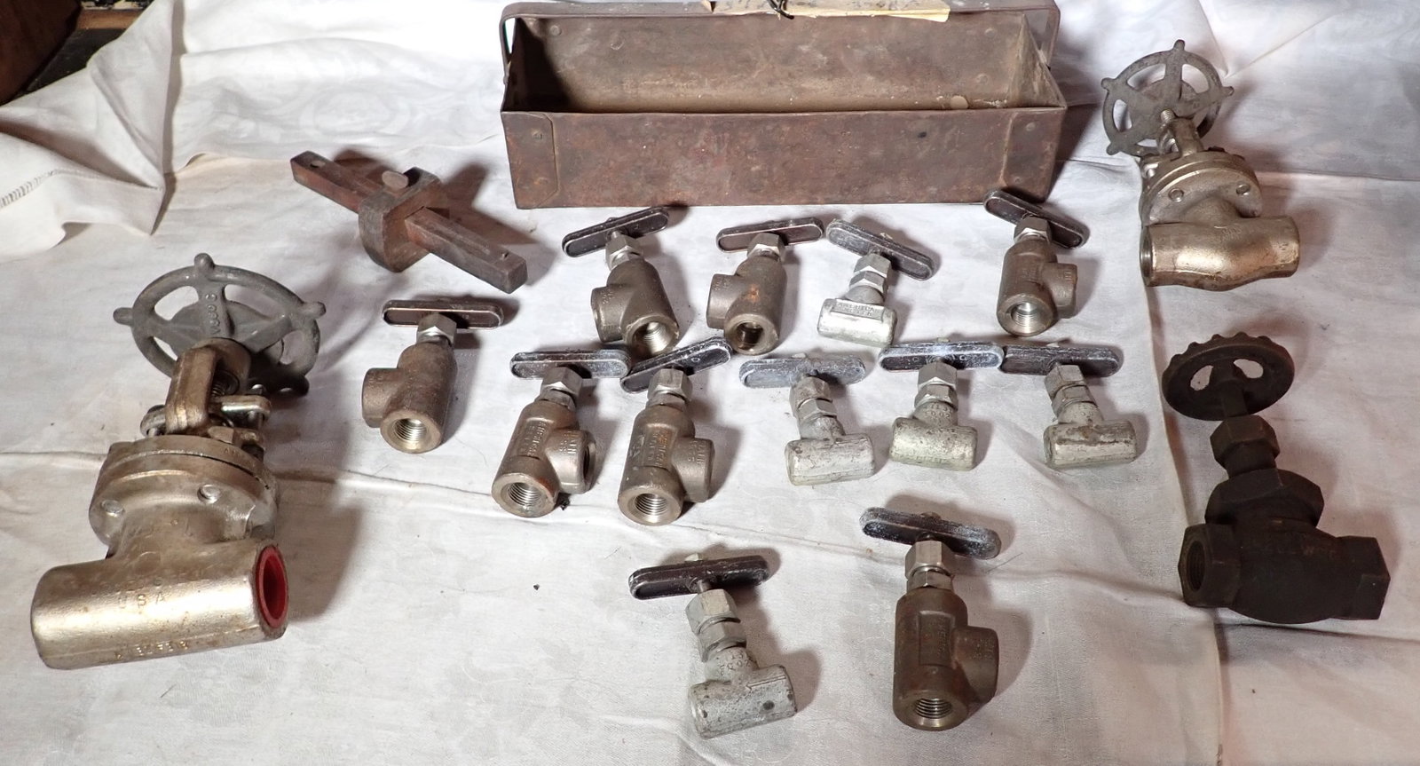 Valves Tool Tote & Scribe: Largest valve is apprx 1 1/8" ID and 8 1/4" long