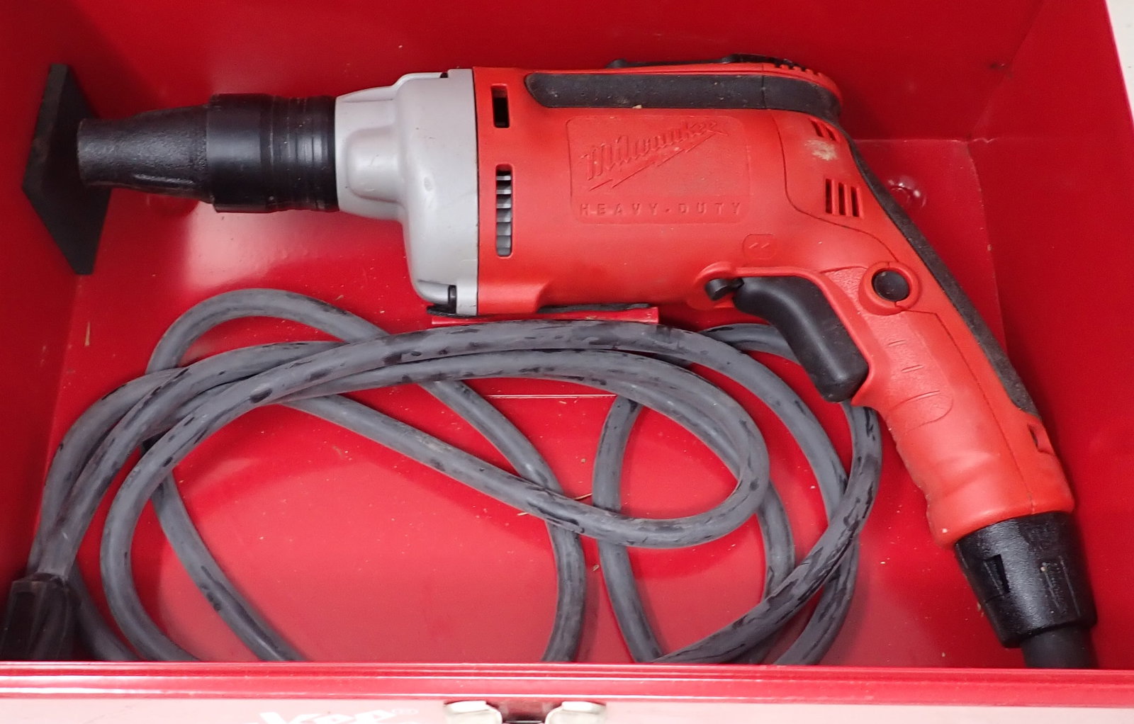 Milwaukee Heavy Duty Screwdriver (1 of 4)