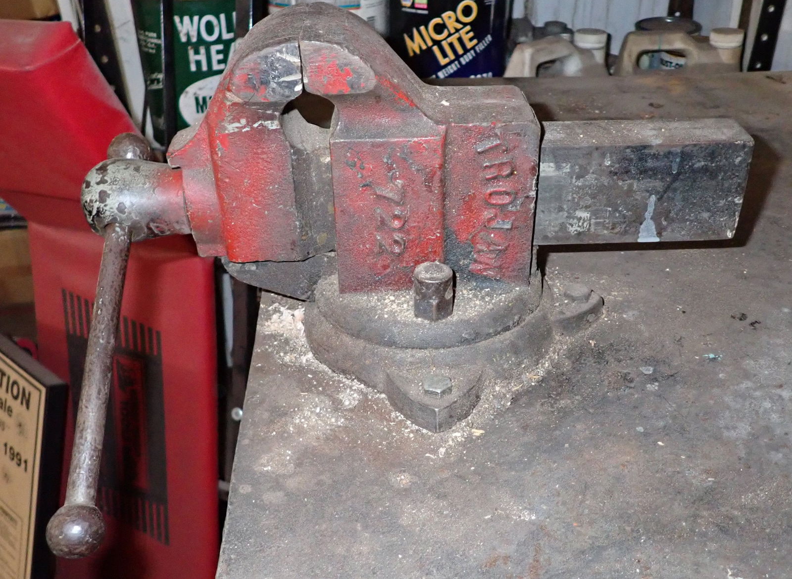 Trojan No. 722 Bench Vise: Approx 3" jaws Buyer to bring proper tools to remove from workbench