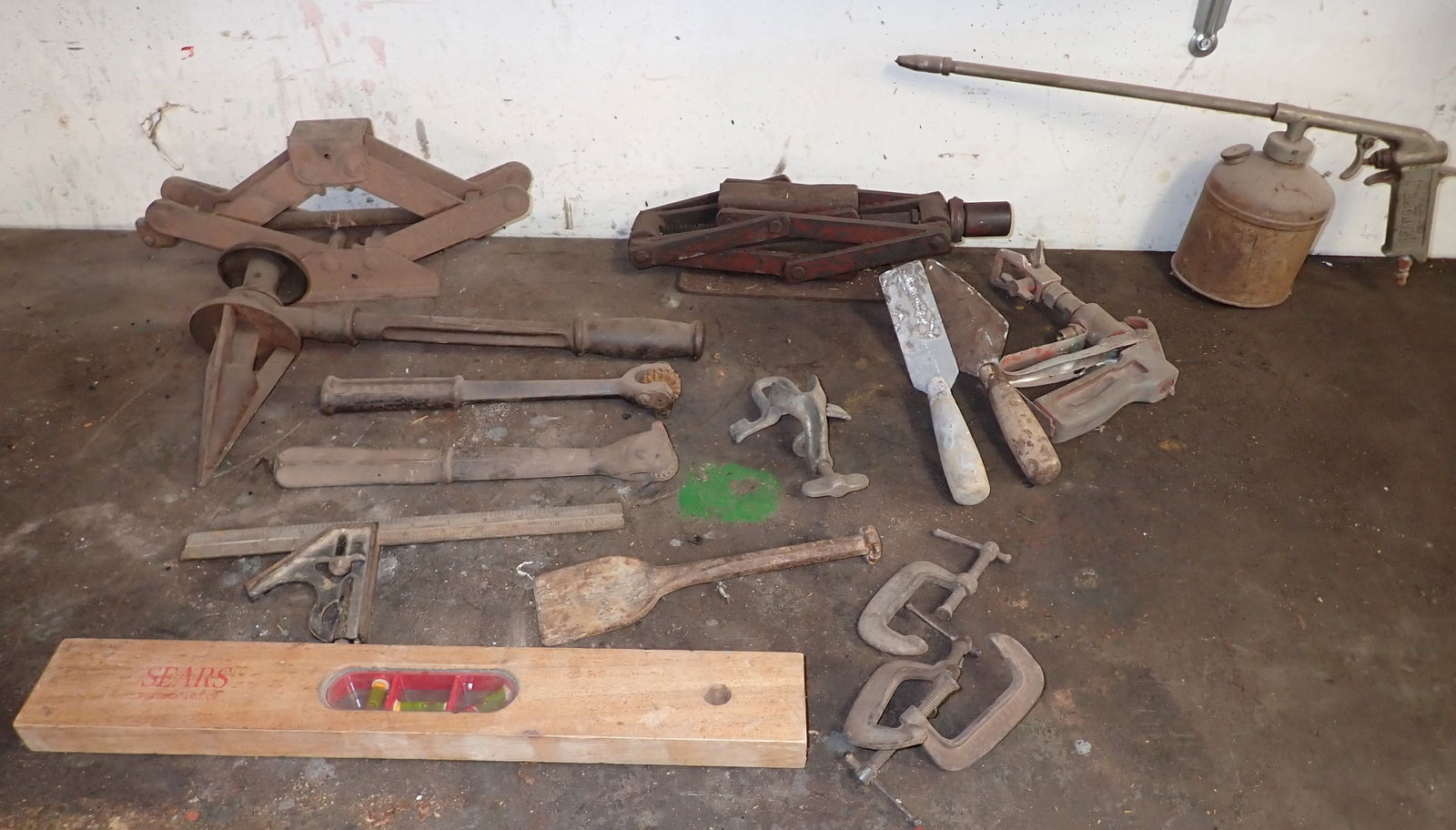 Pipe Reamers Jacks Misc Tools (1 of 4)