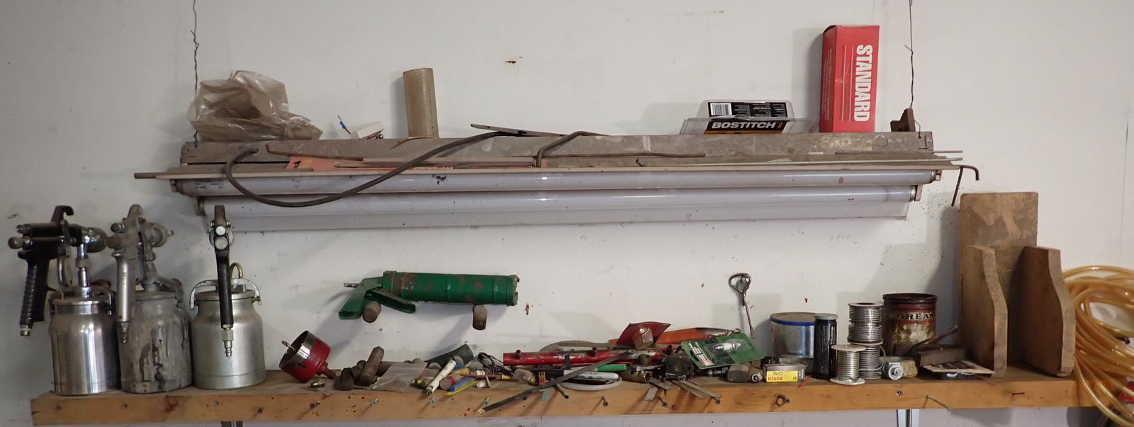 Spray Guns & Misc Shelf Contents (1 of 5)