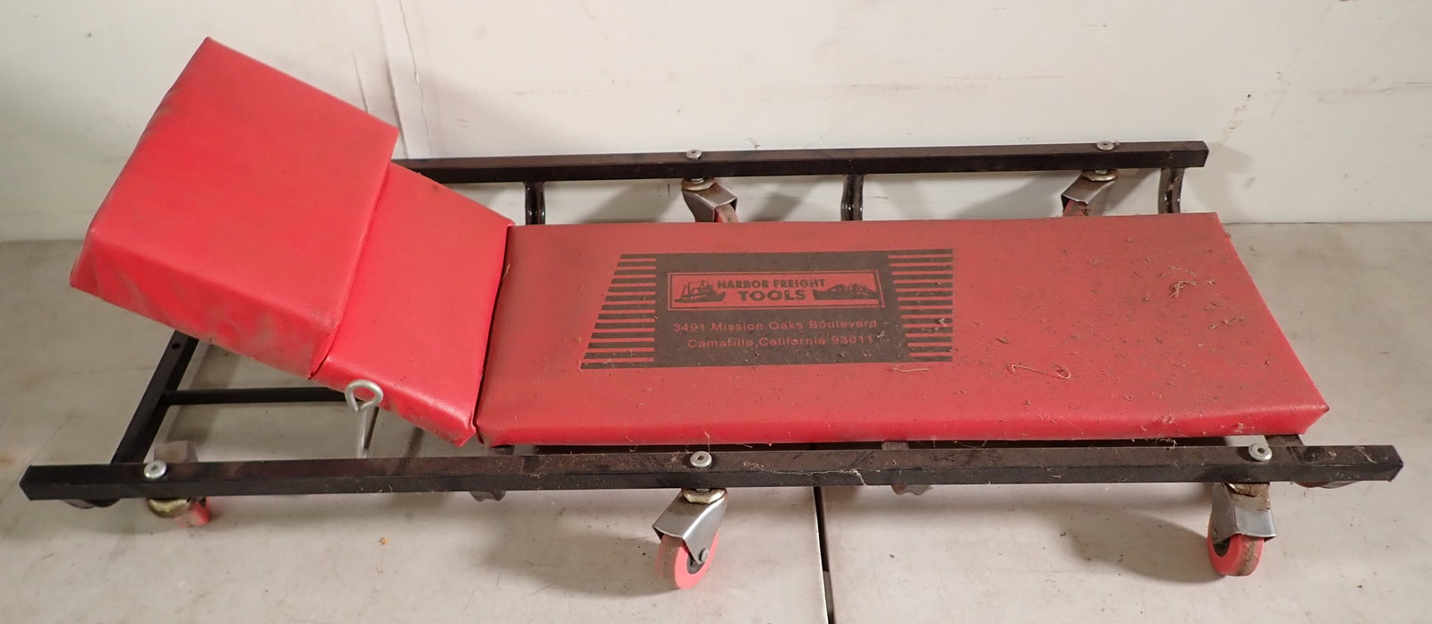 Harbor Freight Creeper (1 of 3)