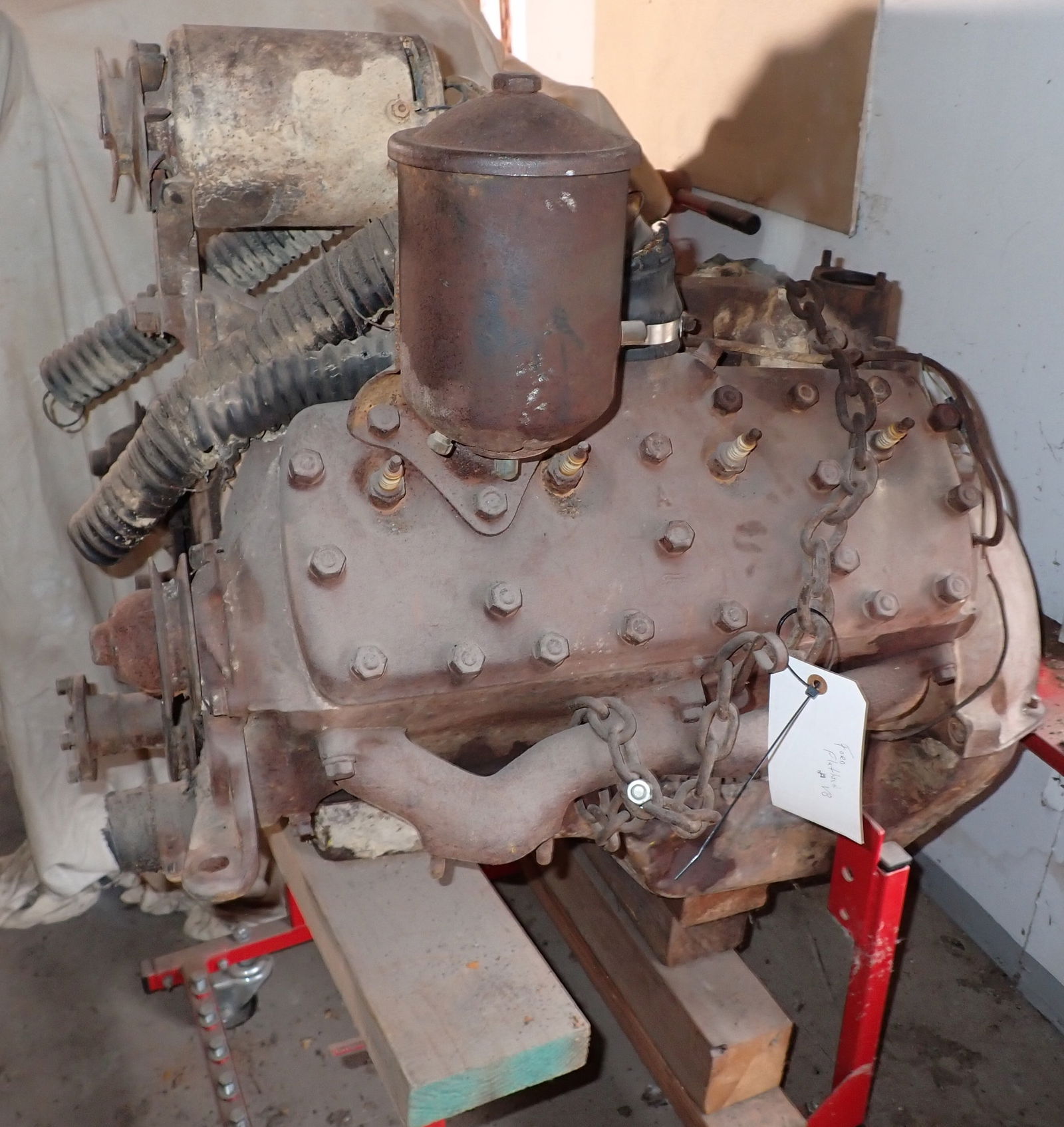 Ford Flathead V8 Engine w/ Stand (1 of 5)