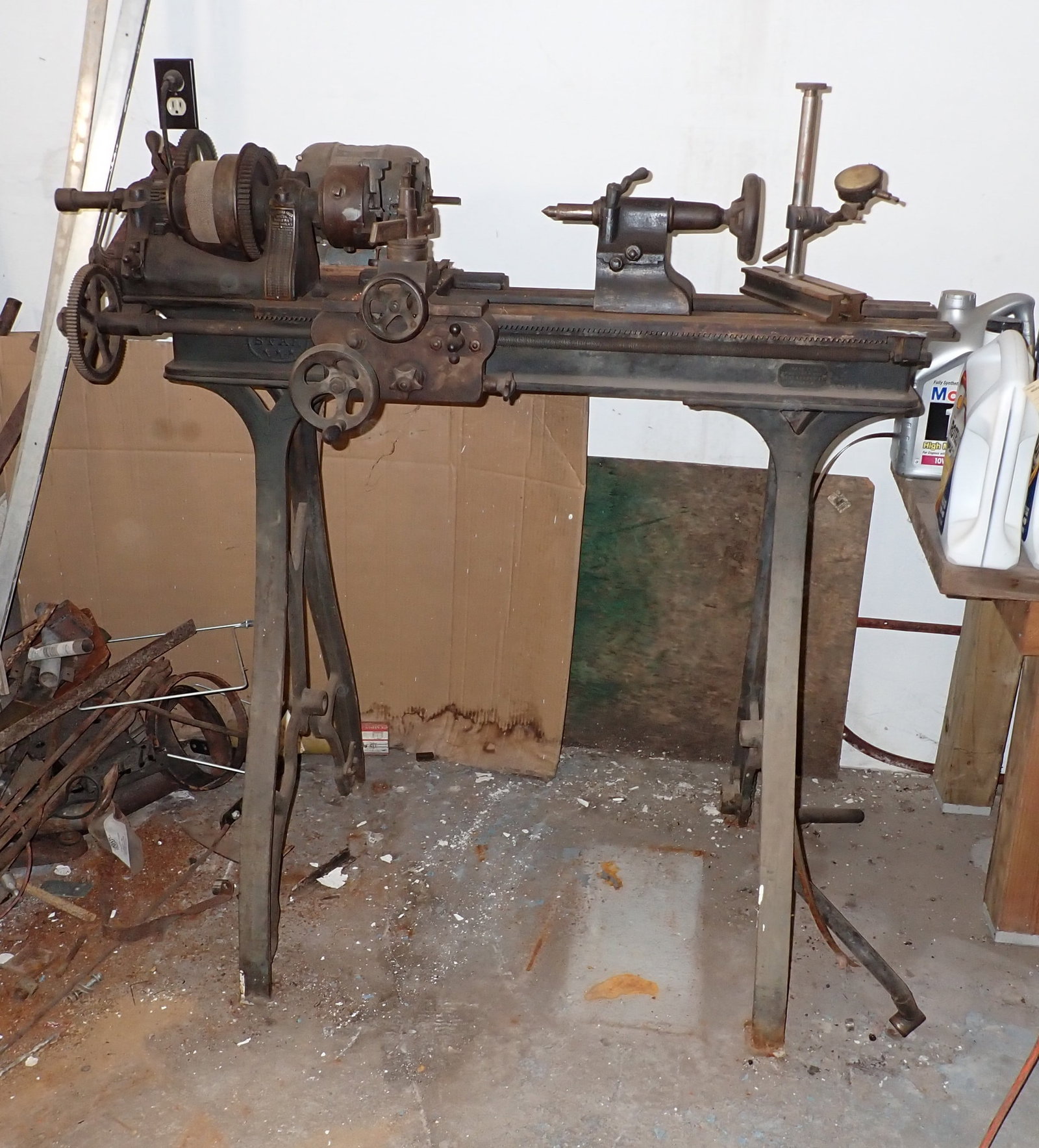 Antique Seneca Falls Metal Lathe (1 of 12)
