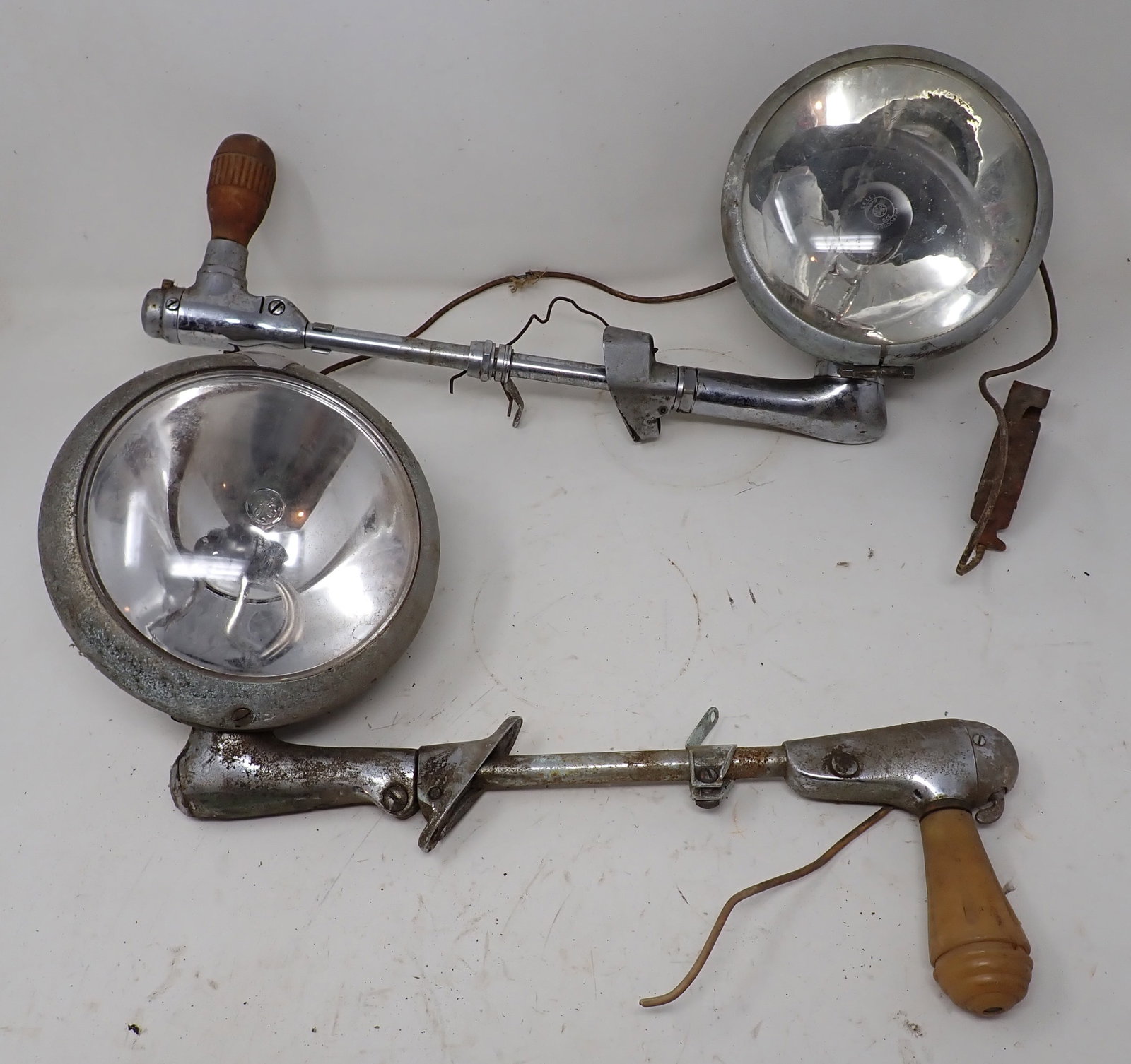 Car Spotlights incl Ford S6 (1 of 2)