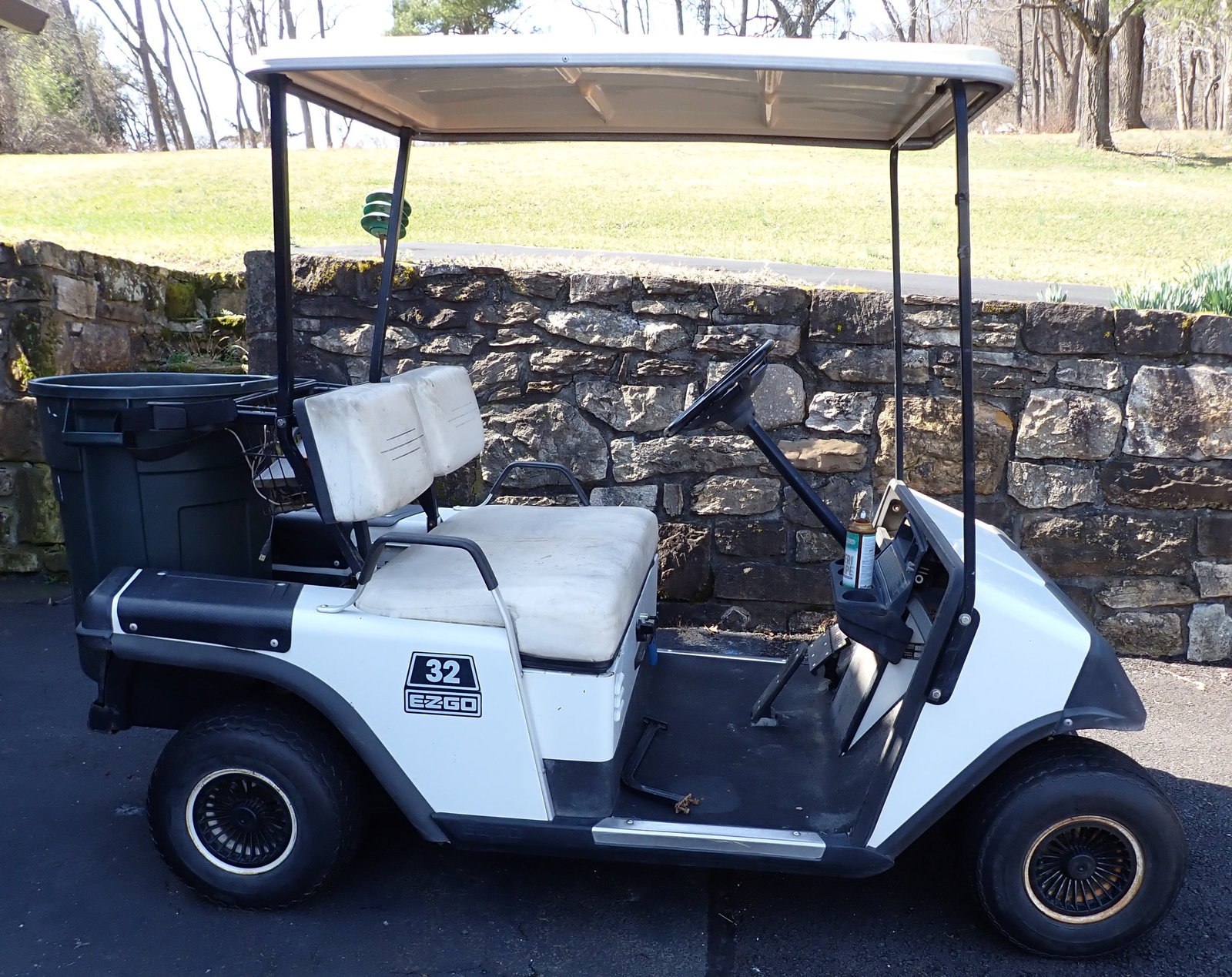 EZ Go Gas Golf Cart (1 of 11)