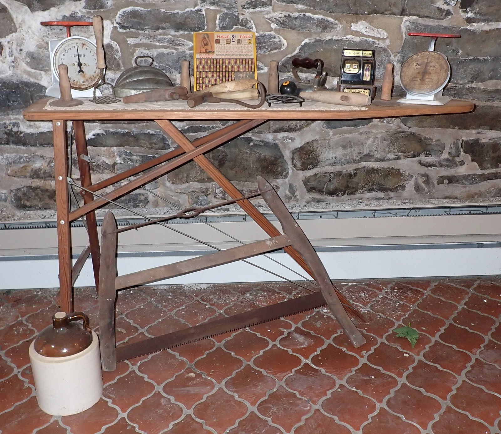 Scales Powder Horn Hog Scrapers Hay Hook & Misc (1 of 10)