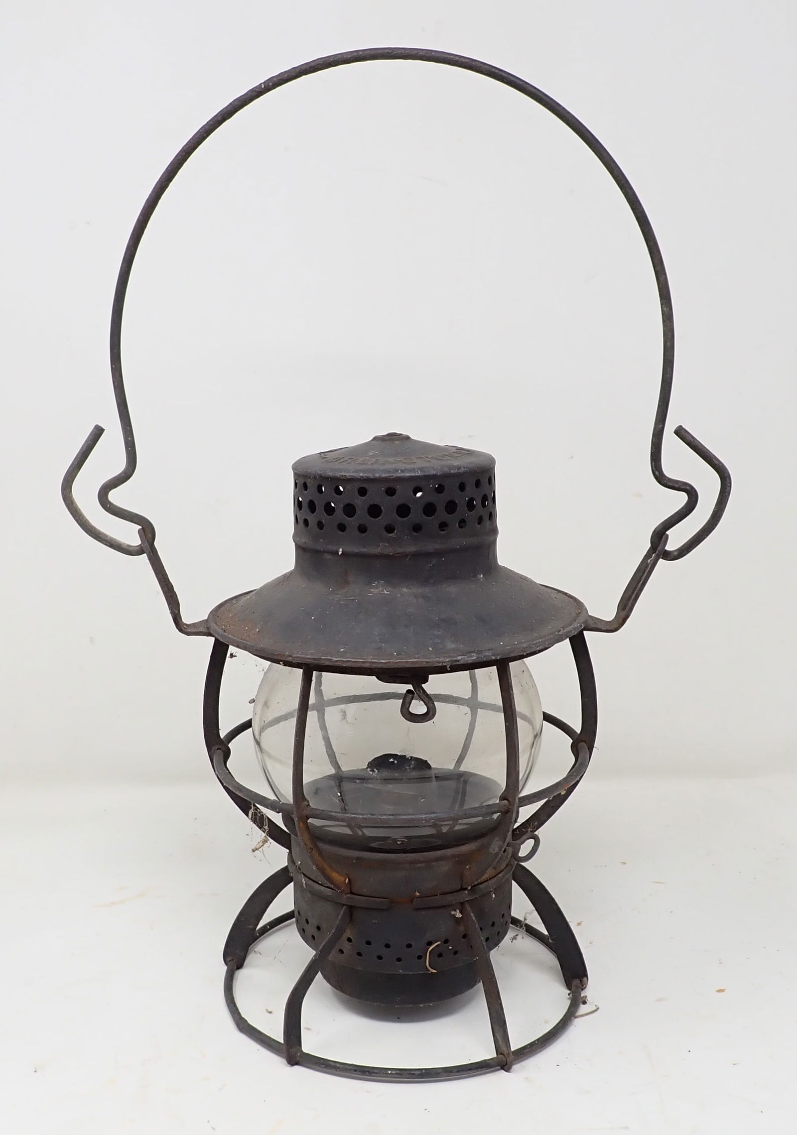 Dressel Arlington Railroad Lantern (1 of 5)
