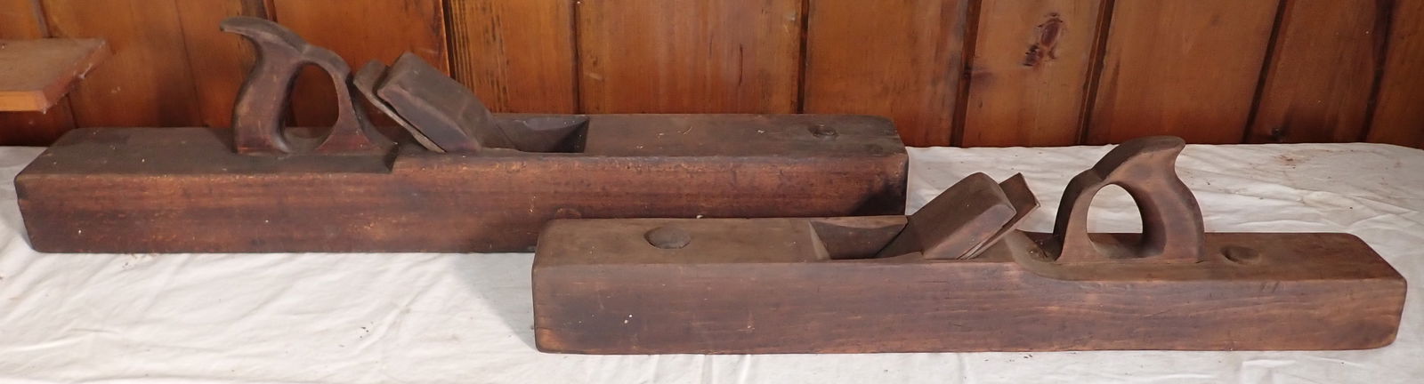 2 Wooden Planes (1 of 4)