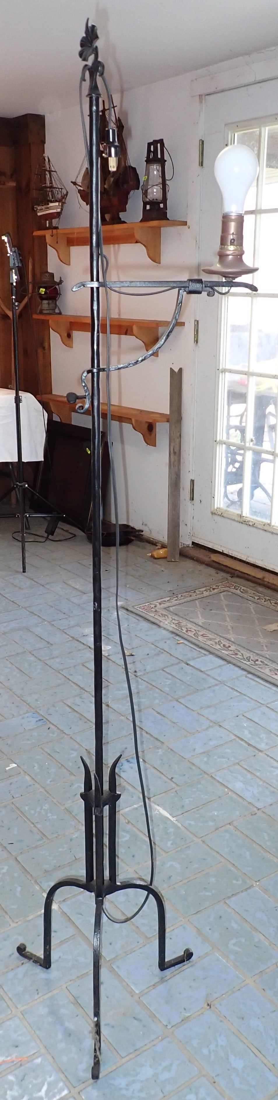 Floor Lamp: Approx 64" tall. NO SHIPPING !