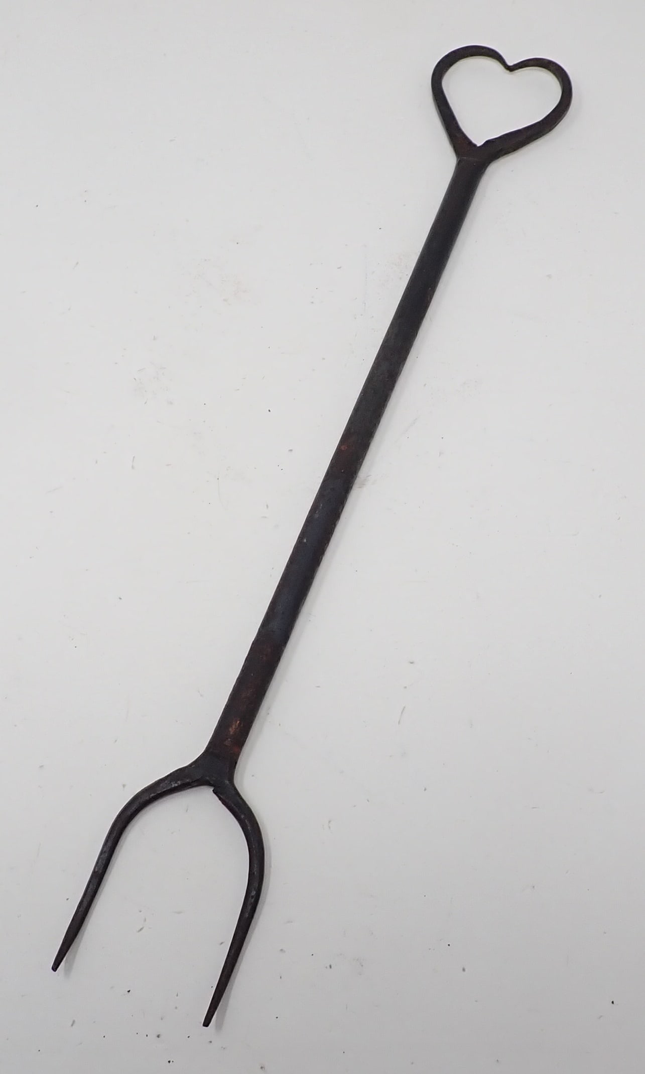 Wrought Iron Butcher Fork w/ Heart Handle: Approx 2" x 13 7/8"