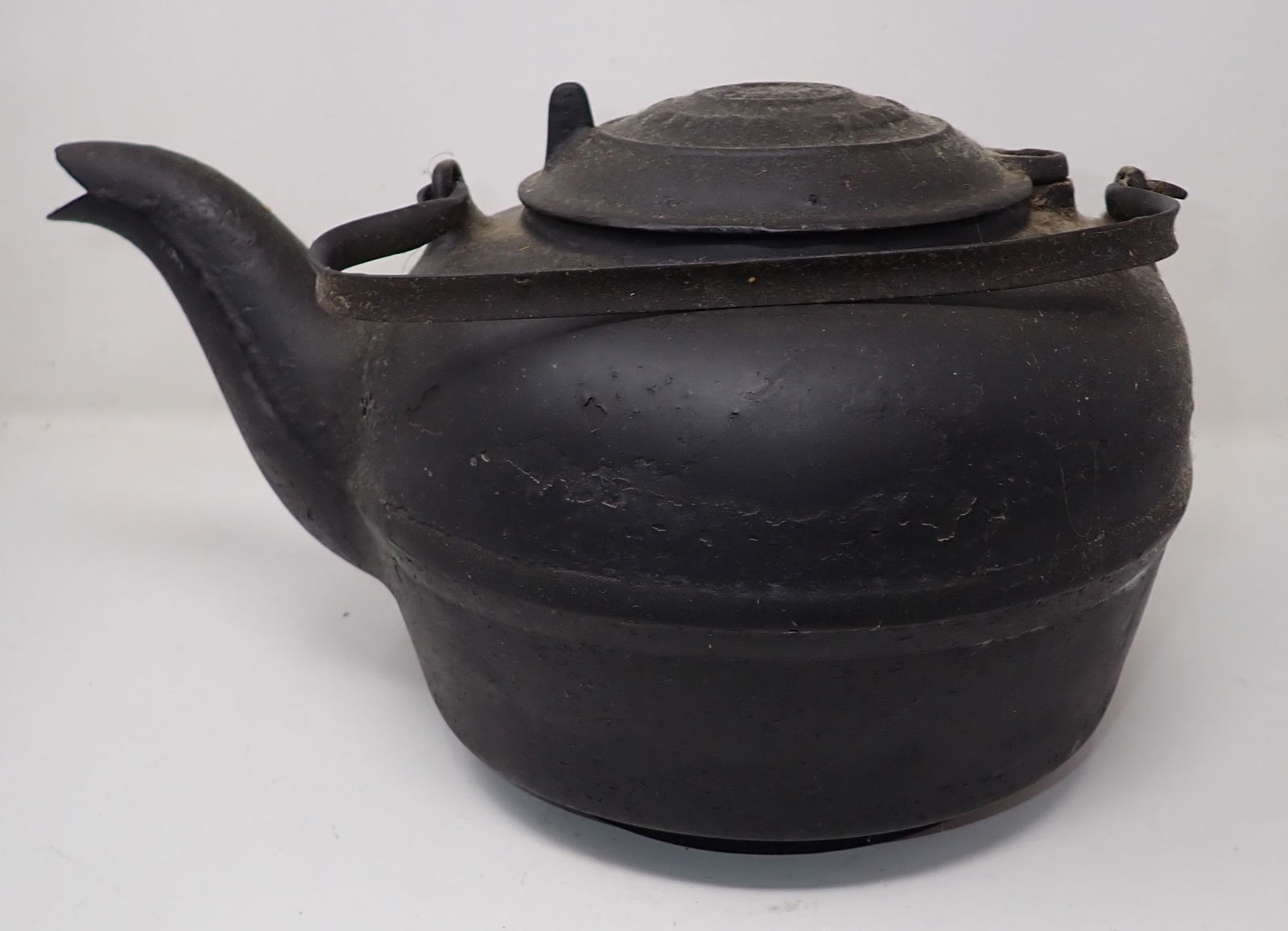 Scranton Stove Works Cast Iron Tea Kettle (1 of 6)