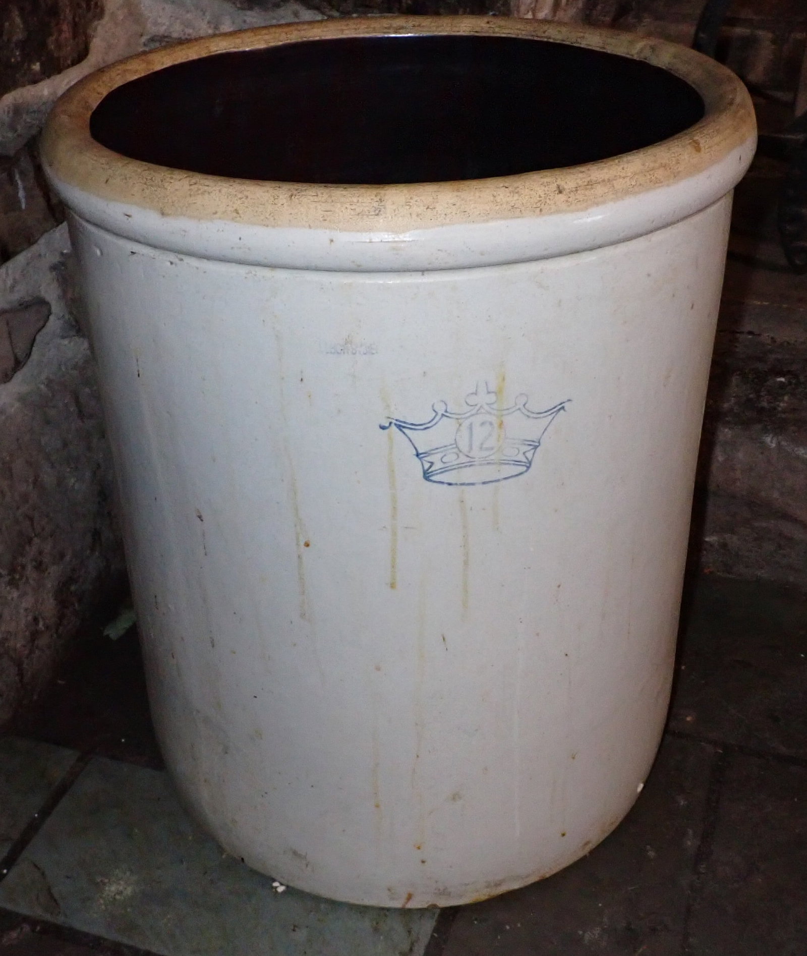 12 Gallon Stoneware Crock AS IS: Approx 15 1/4" in diameter and 19 1/4" tall. NO SHIPPING