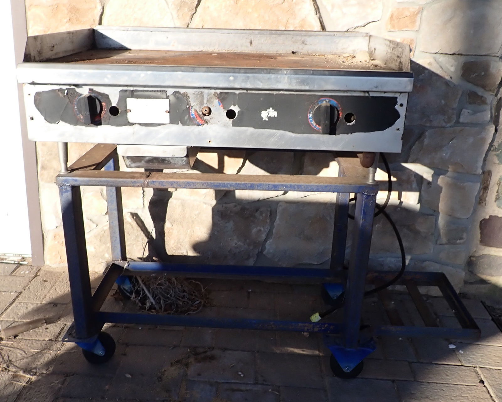 Propane Flat Top Grill (1 of 4)