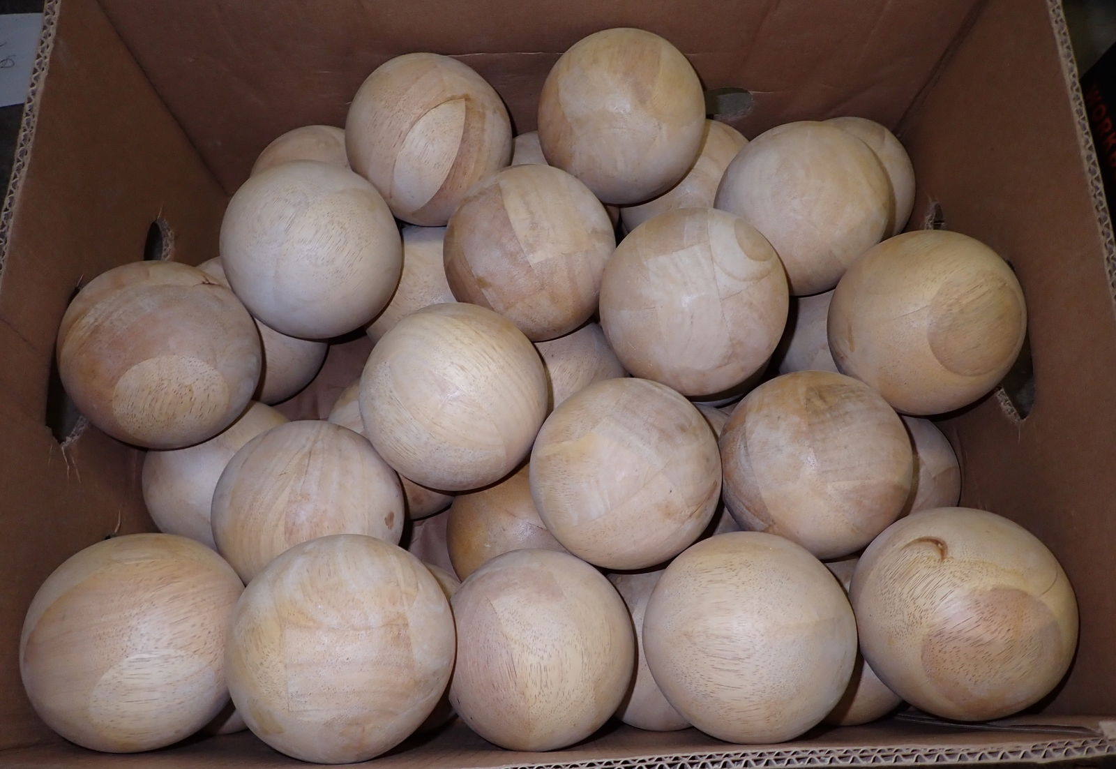 35 Wooden Carpet / Bocce ? Balls (1 of 4)