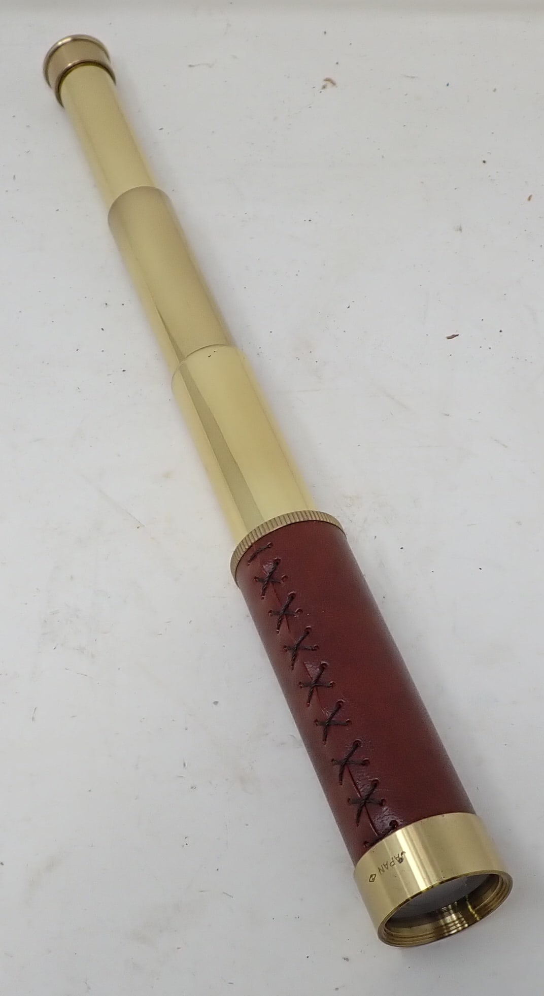 Tasco 25x30mm Leather & Brass Telescope (1 of 4)