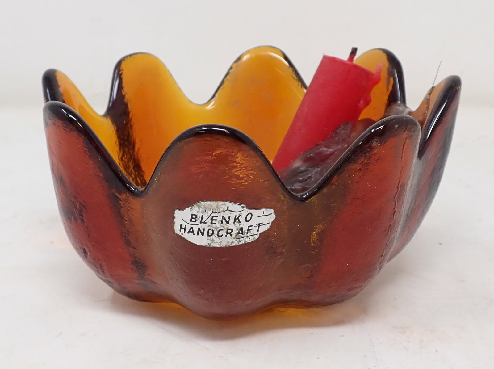 Blenko Dish: Apprx 5 3/4" in diameter and 3" tall.