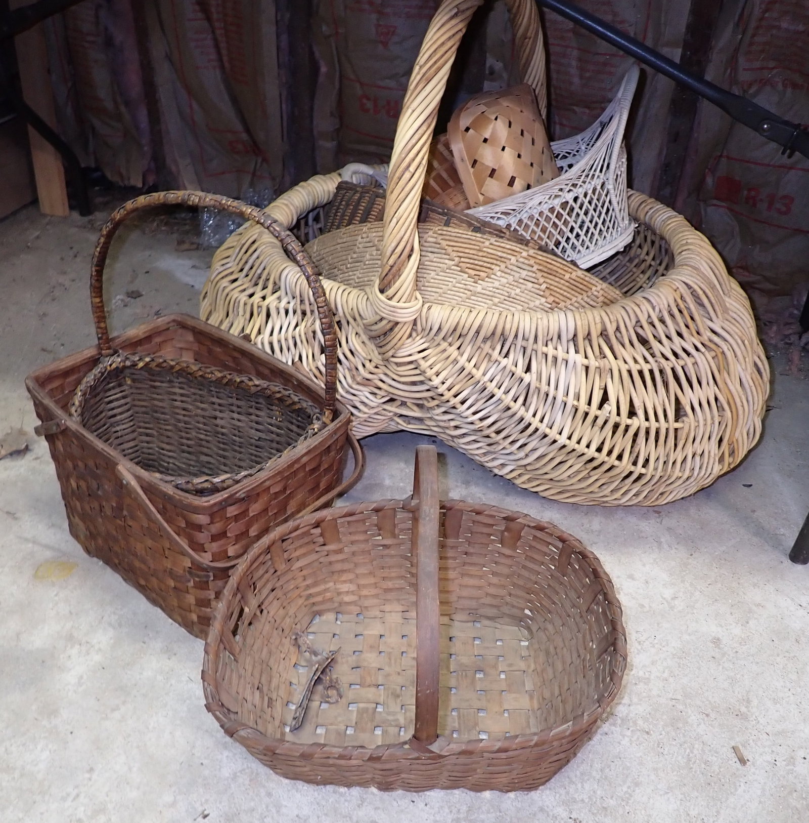 Baskets: Largest is apprx 20" x 32" x 26" tall. NO SHIPPING !