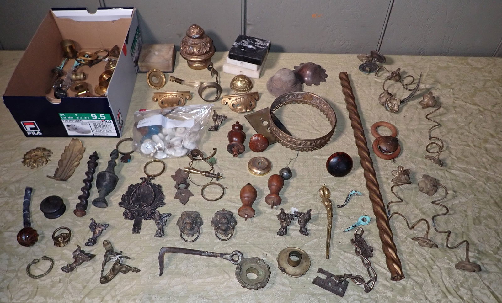 Table Contents of Hardware & Misc (1 of 10)