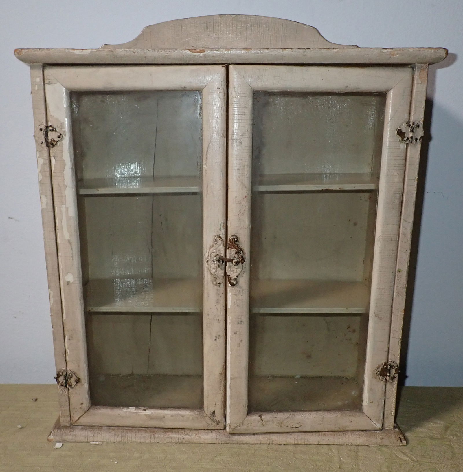 2 Door Wall Cabinet (1 of 6)