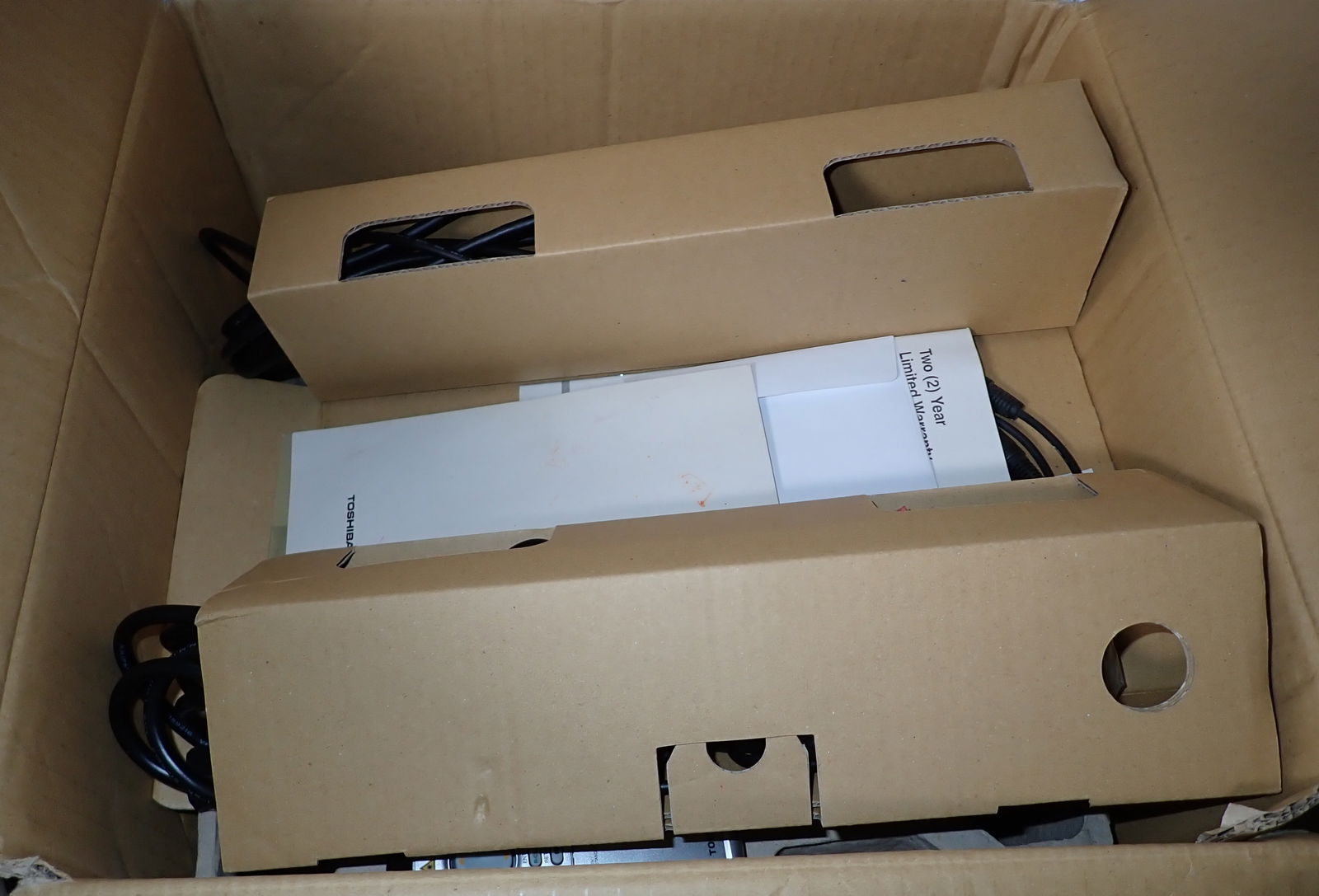 Toshiba TDP-T45 Projector: We do not guarantee it is complete