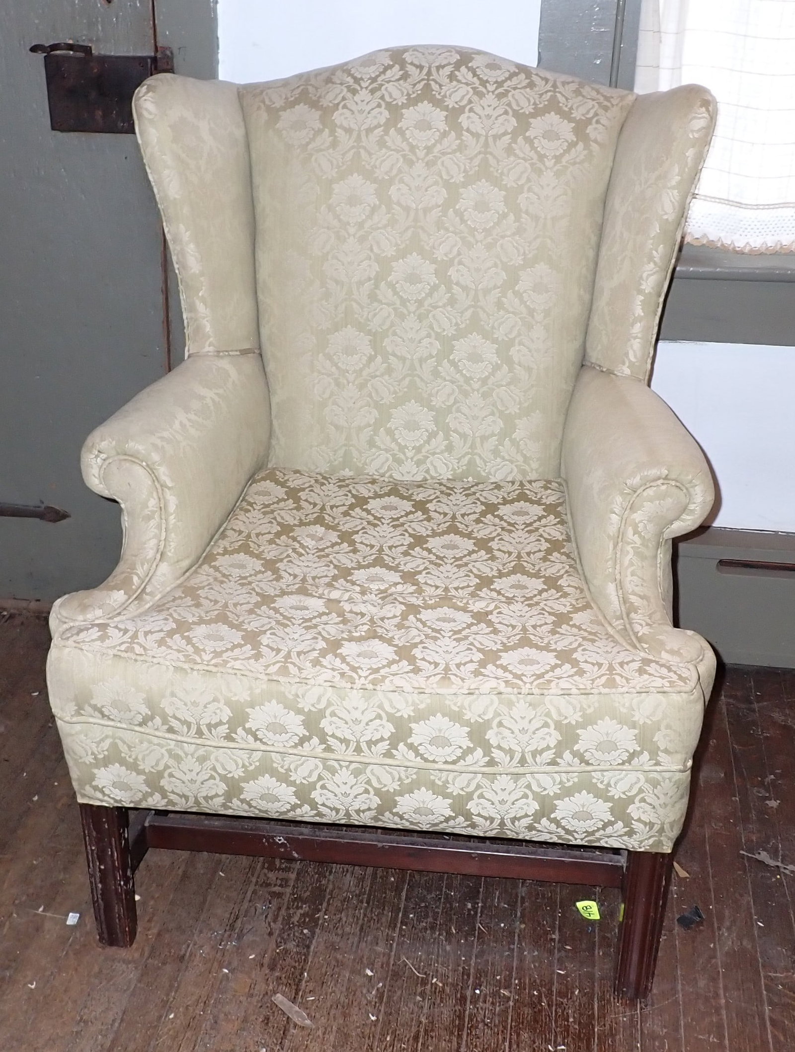 Chippendale Style Wing Chair: No shipping ! Bring help to remove.