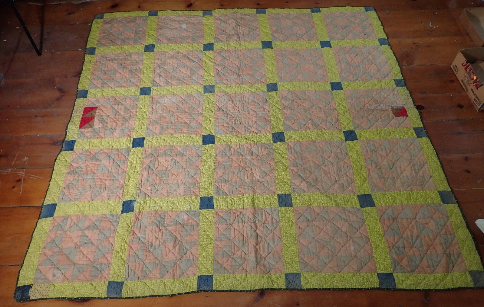 Antique Quilt: Approx 80" x 81"