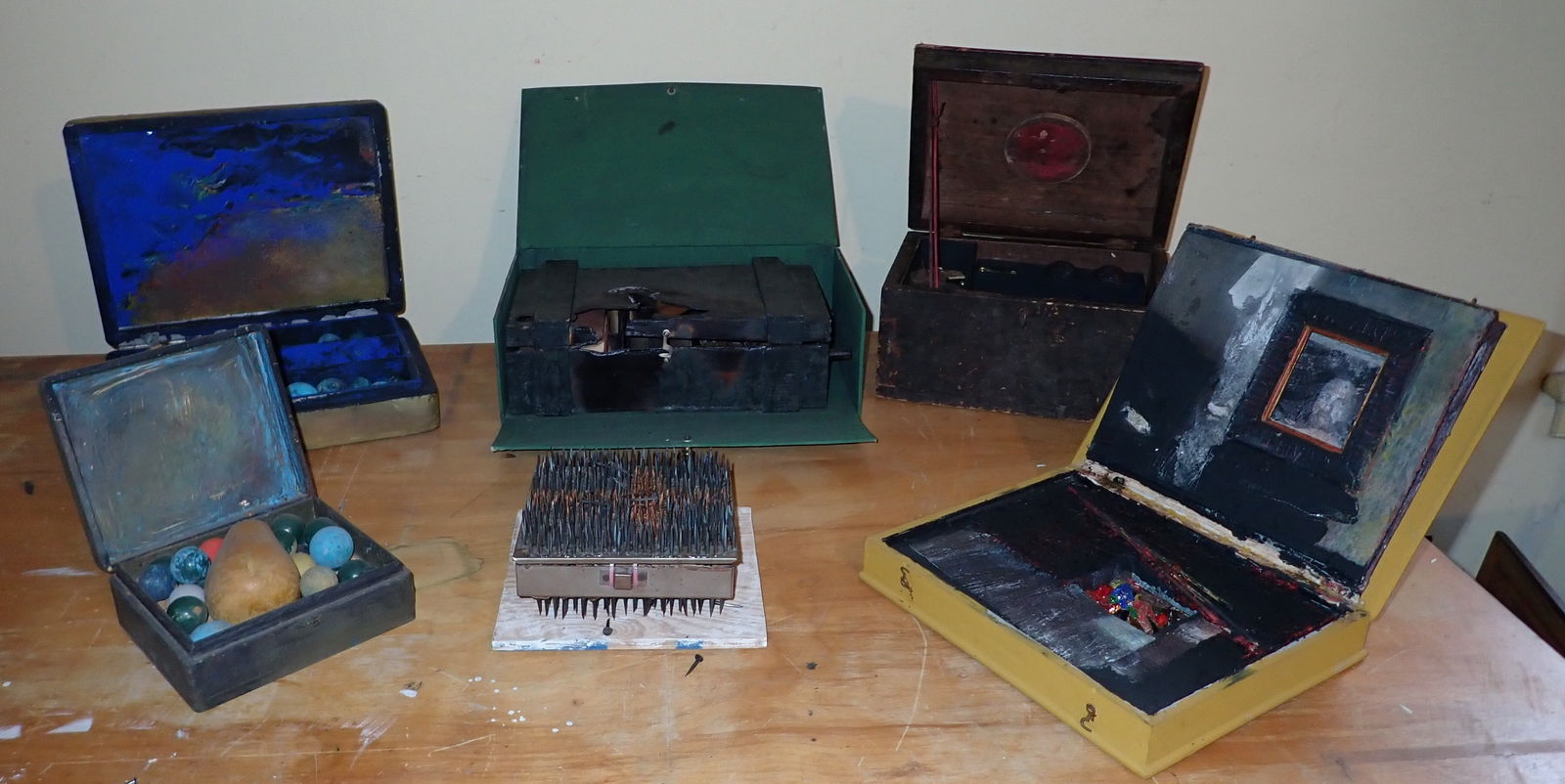 Wally Barnette Folk Art (1 of 12)