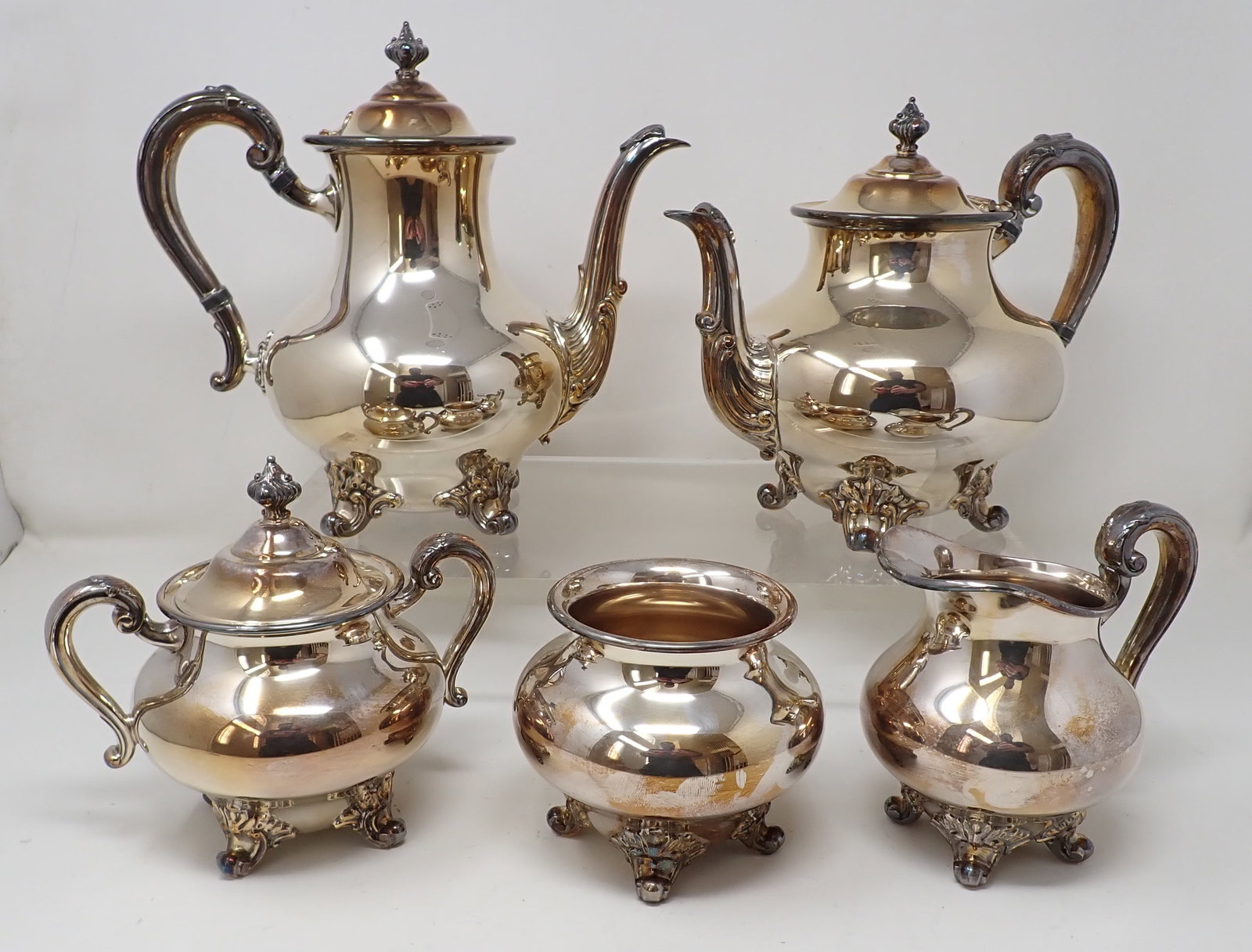 Reed & Barton Regent Silverplate Tea Set (1 of 5)