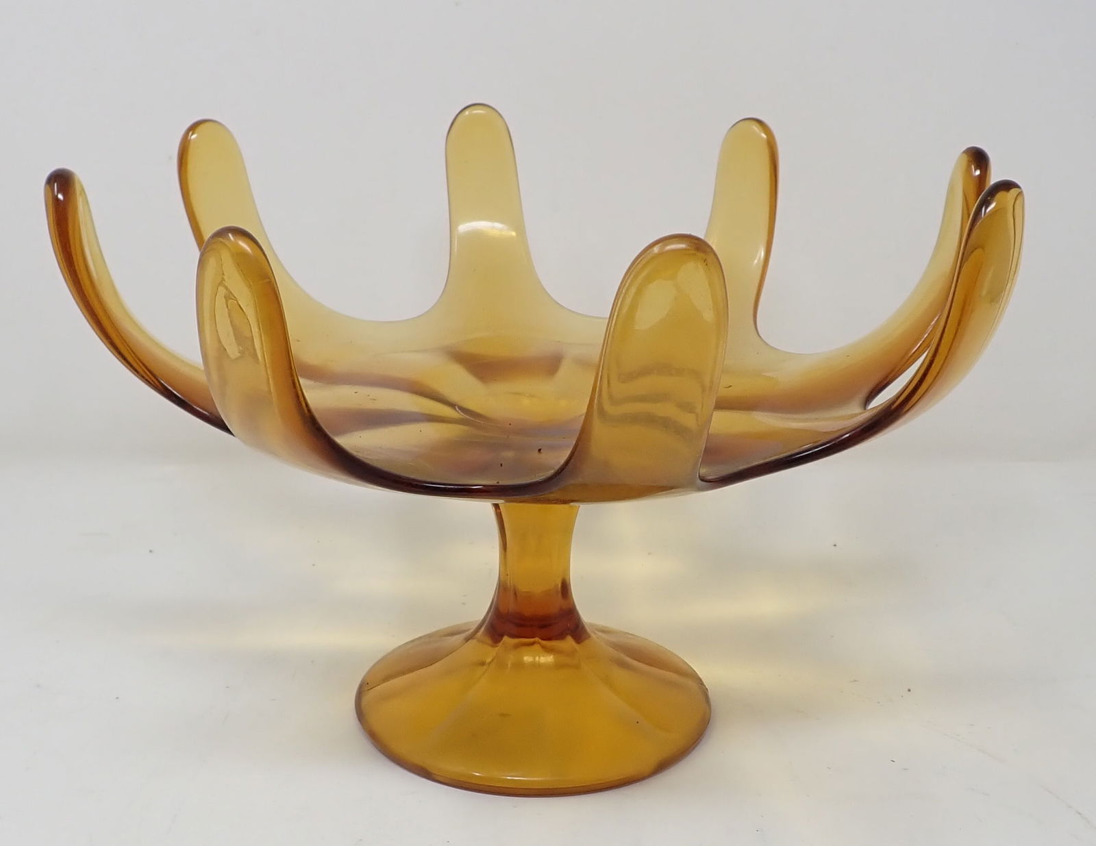 Viking Glass Epic Centerpeice: Apprx 9 1/2" in diameter & Apprx 6" Tall