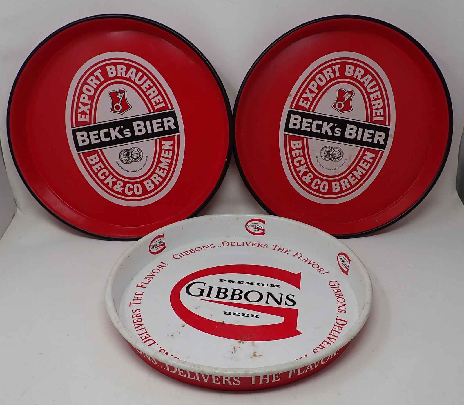 Gibbons & Beck's Beer Trays: Apprx 13 1/4" in diameter