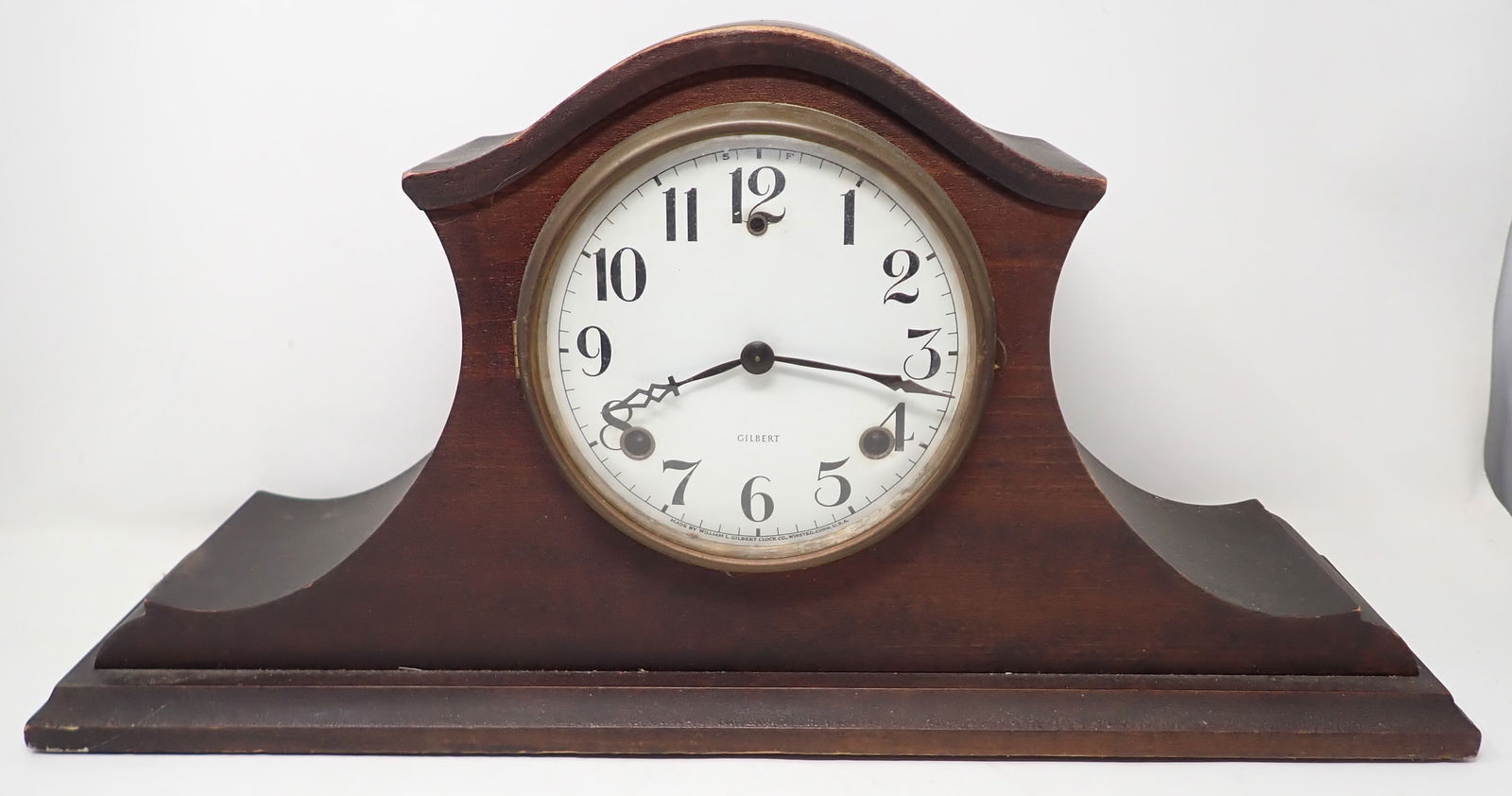 Gilbert Mantle Clock (1 of 4)