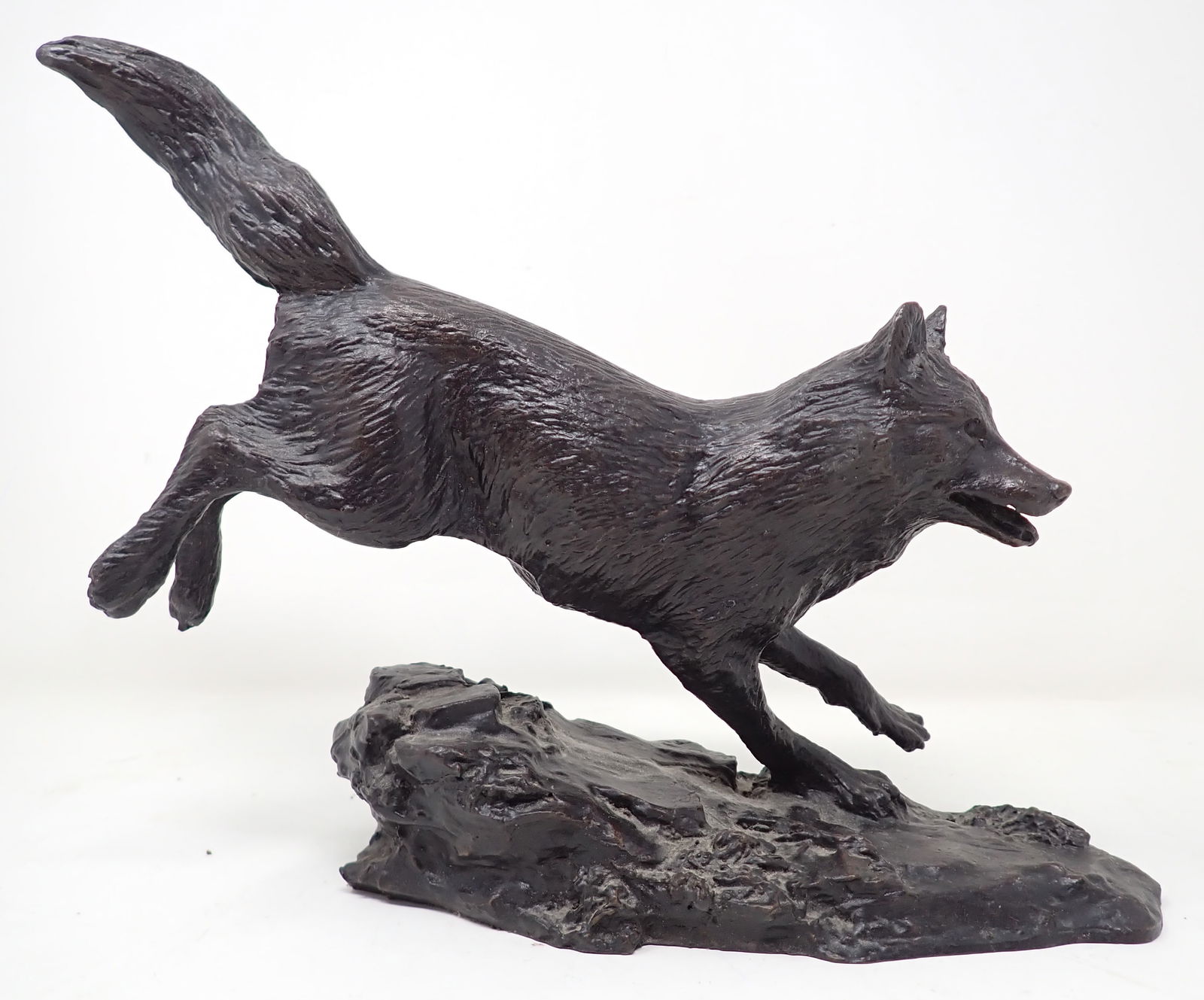 Gorham Shadow Runner Bronze Sculpture: 11" long & 8 1/4" tall