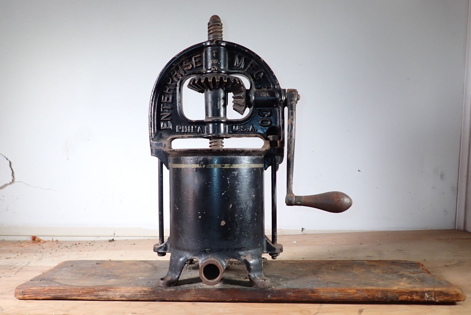 1883 Enterprise Sausage Stuffer (1 of 4)