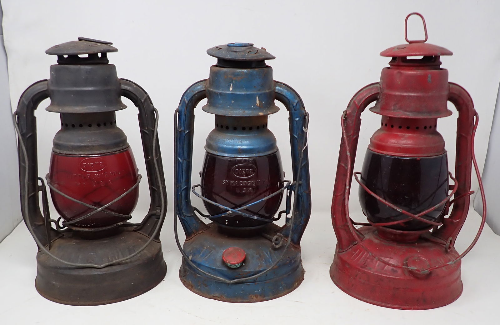 Dietz Little Wizard Lanterns (1 of 3)