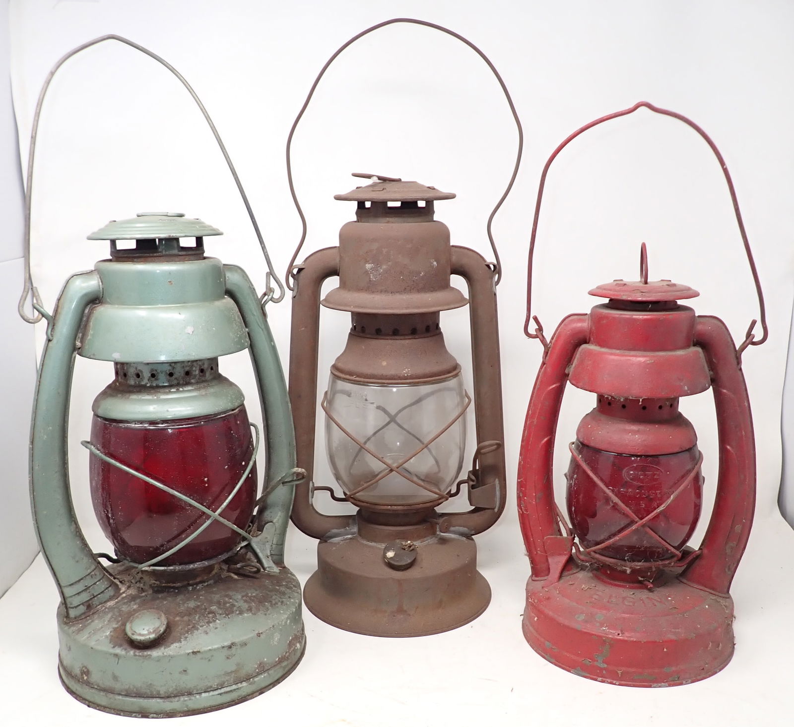 Elgin Embury & Van Camp No.6 Lanterns (1 of 5)
