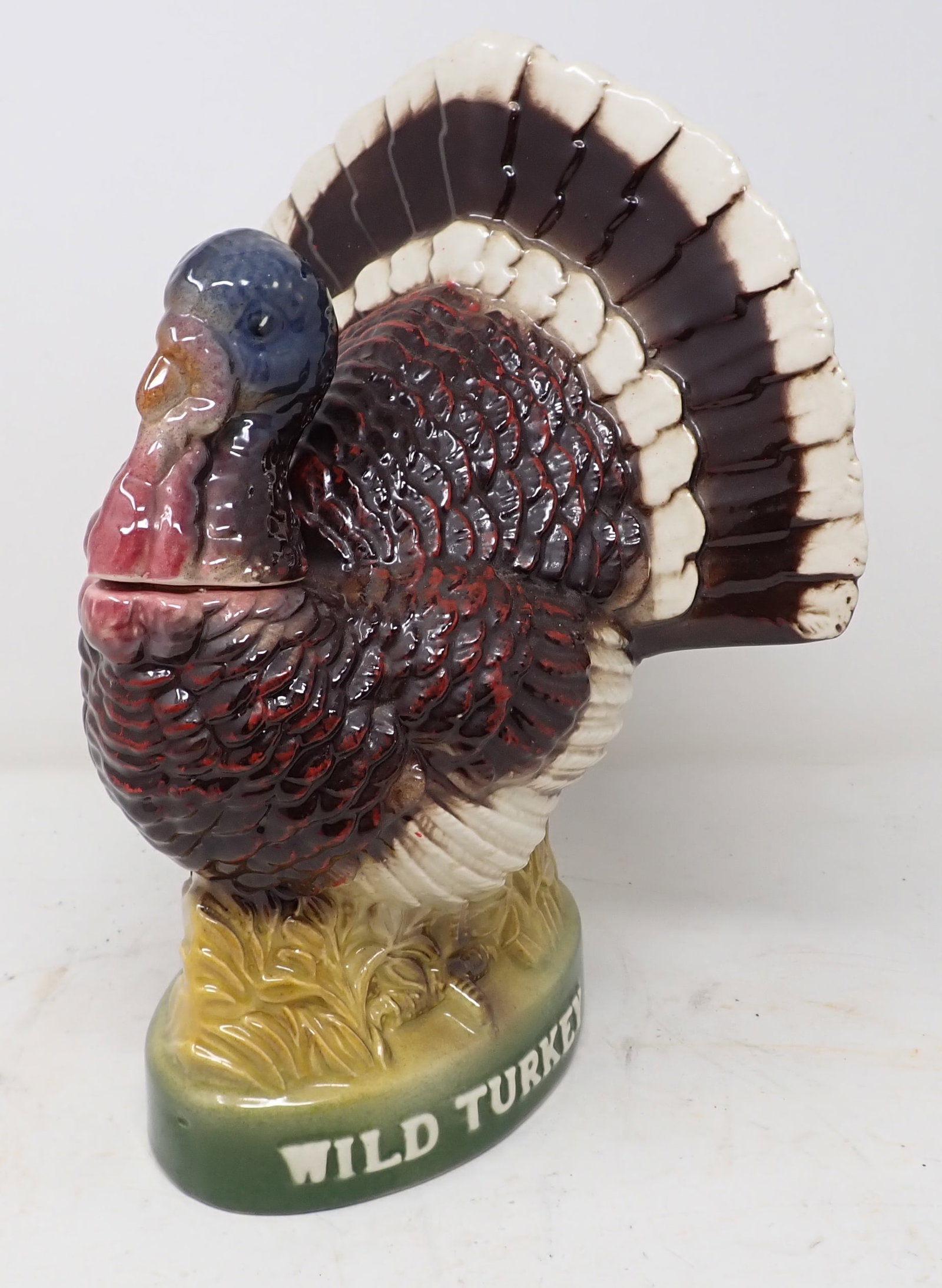 Austin Nichols Wild Turkey Decanter: Apprx 10 3/4" tall