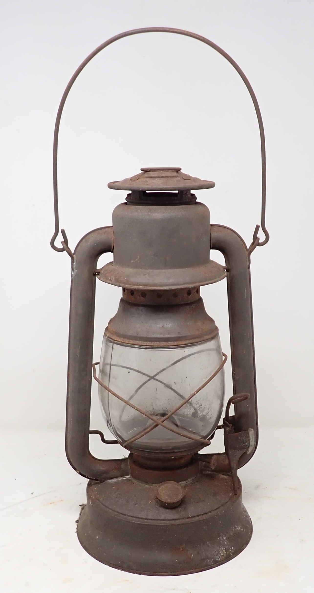 Embury No. 160 Supreme Tubular Lantern (1 of 3)