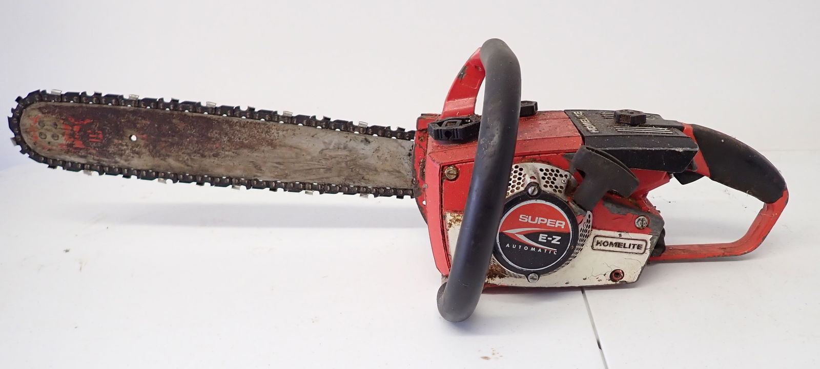 Homelite Super E-Z Chainsaw (1 of 3)