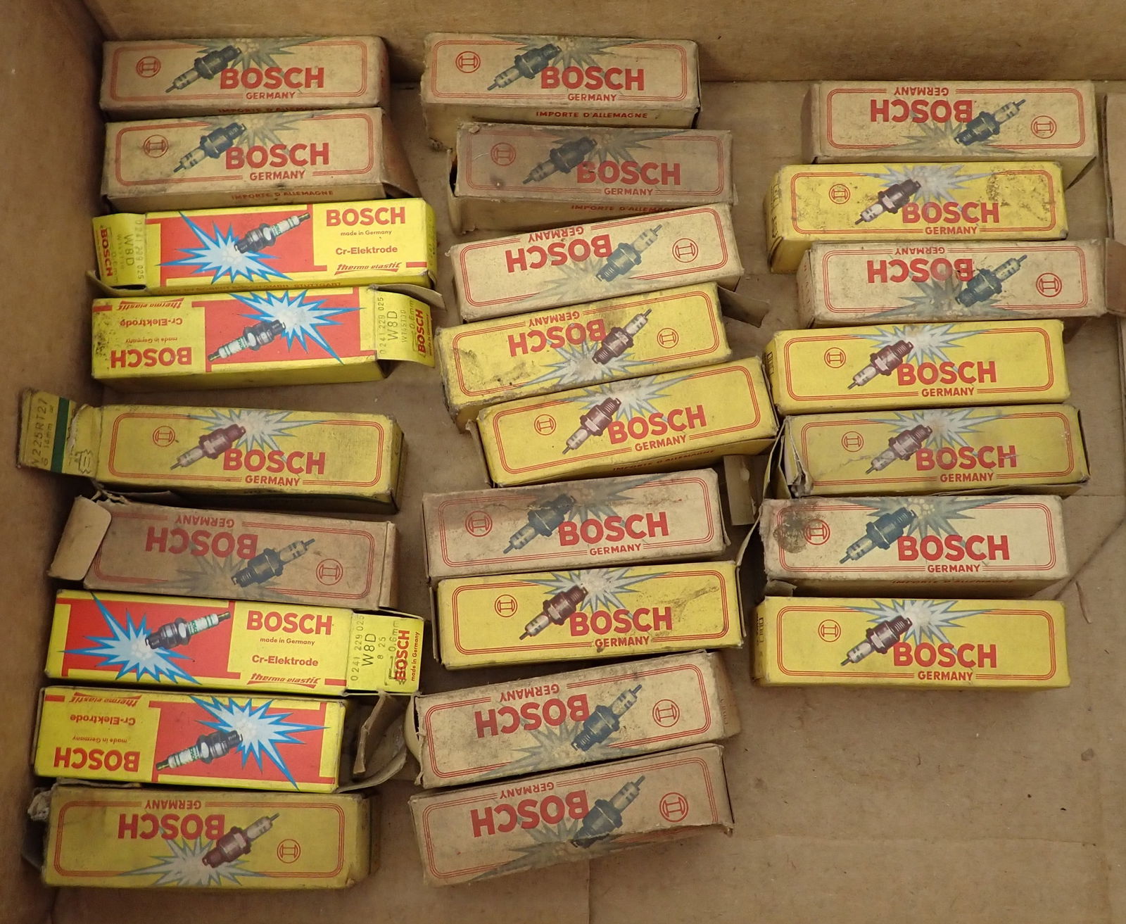 New Old Stock Bosch Spark Plugs (1 of 2)