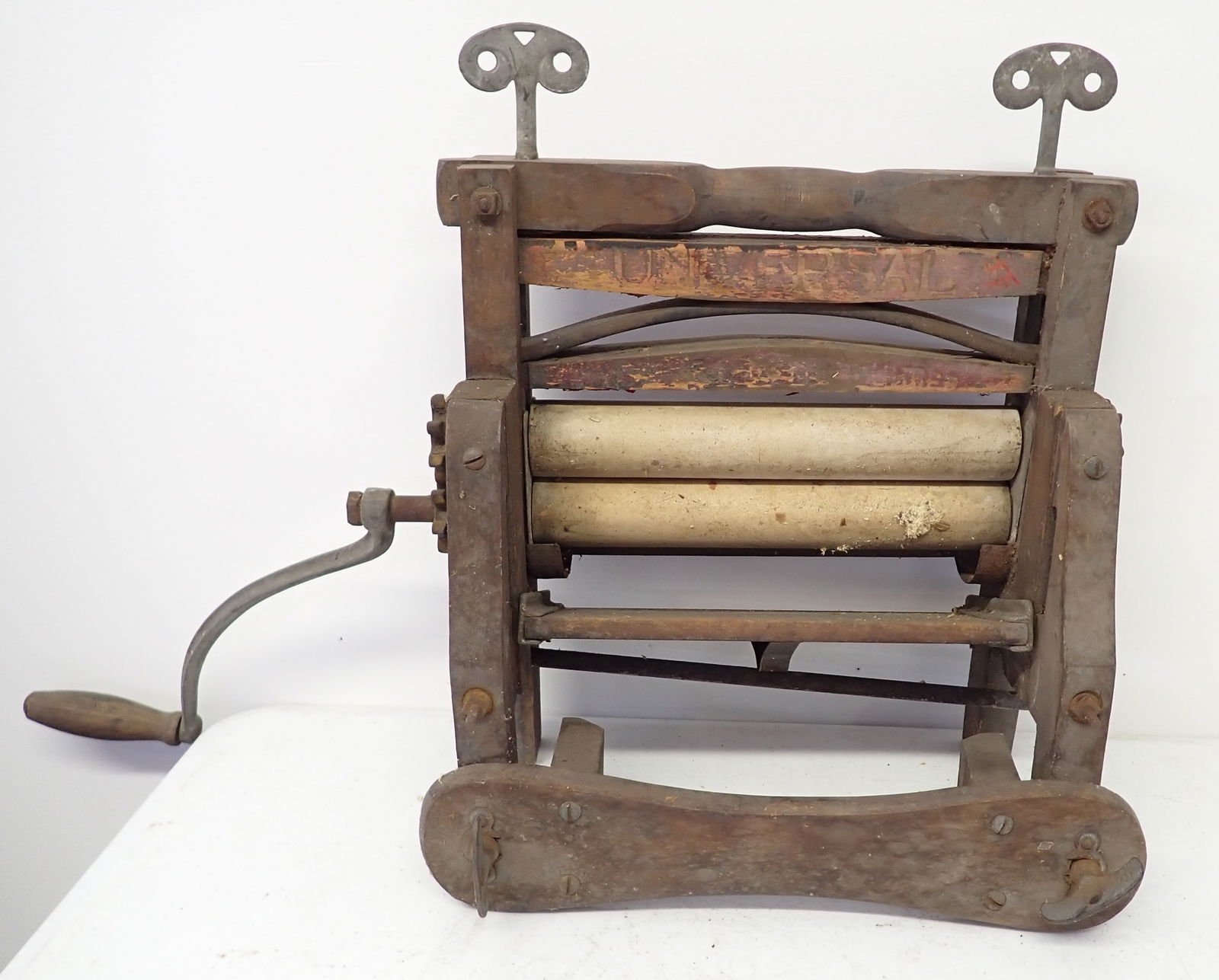 Horse Shoe Brand American Wringer (1 of 5)