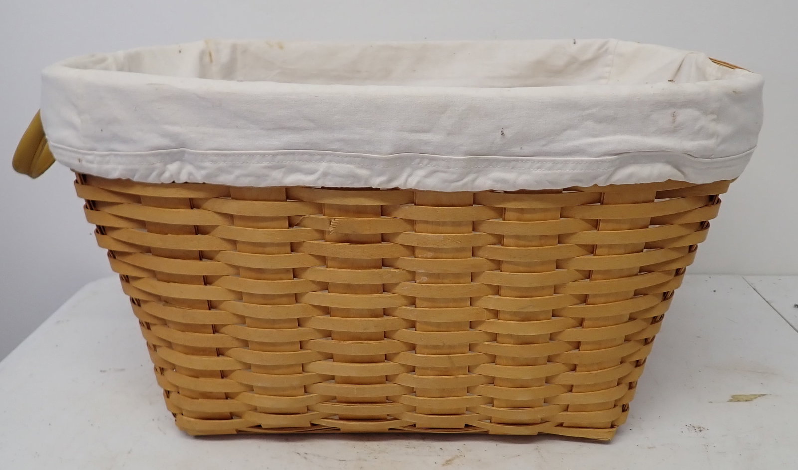 Longaberger Basket: Approx 15 1/4" x 21"x 11" tall. No shipping