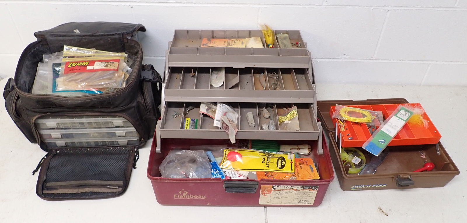 Tackle Boxes Rubber Worms & Misc (1 of 6)