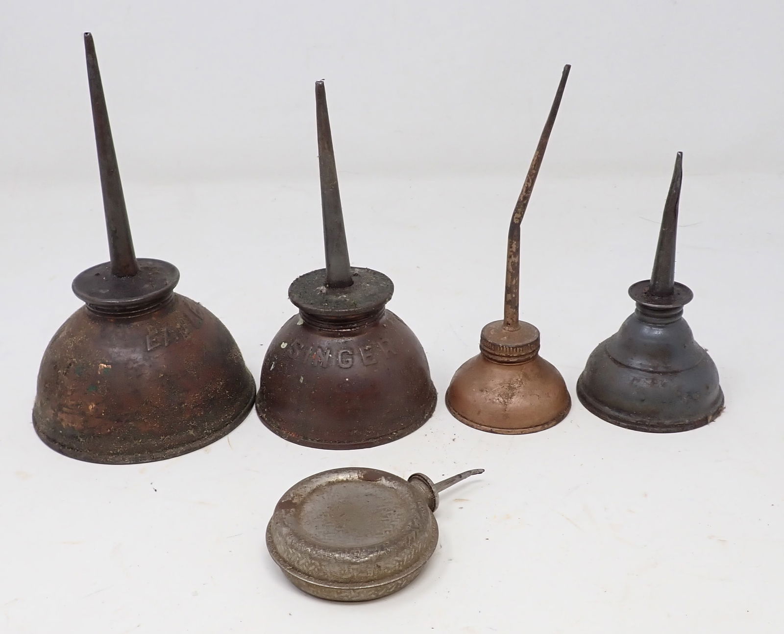 Eagle Singer & Misc Oil Cans (1 of 3)