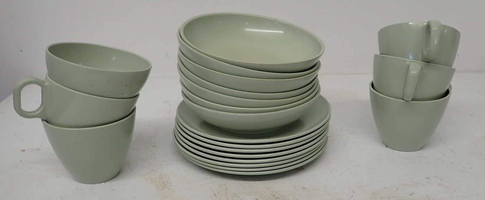 Boonton Dinnerware: No shipping